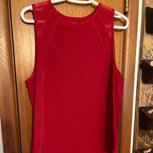 Lululemon sculpt tanks